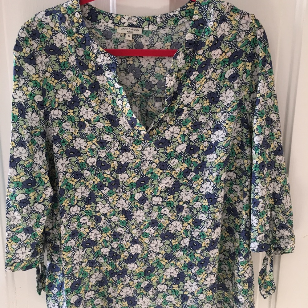Anne Carson Woman blouse
